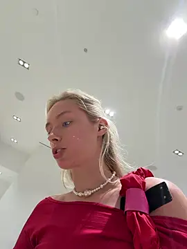 SunnyShiney online show from April 1, 1:34 pm