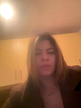 TianaMort online show from December 16, 9:25 am