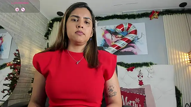 Snapshot of scarletbaker__ chatting on January 5, 7:06 pm scarletbaker online show from January 5, 7:06 pm