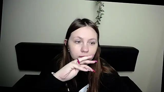 LiliaErmi online show from April 8, 6:02 am