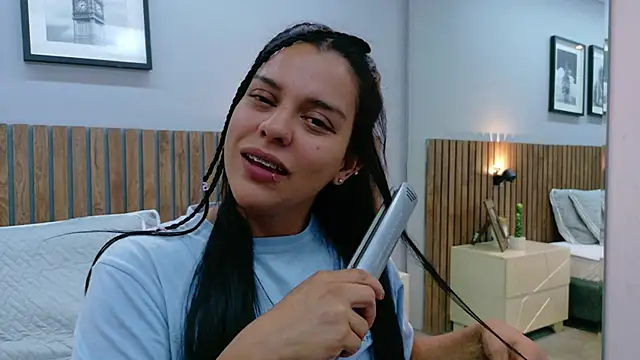 Mia Bellefort online show from February 11, 7:41 pm