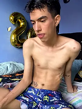 Juan Gomezz26 online show from December 19, 9:33 pm