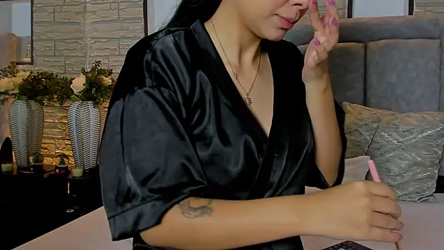 LanaRouse online show from December 19, 1:18 pm