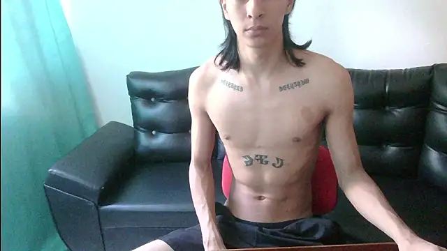 Snapshot of SebasT-sex chatting on February 9, 3:16 pm SebasT-sex online show from February 9, 3:16 pm