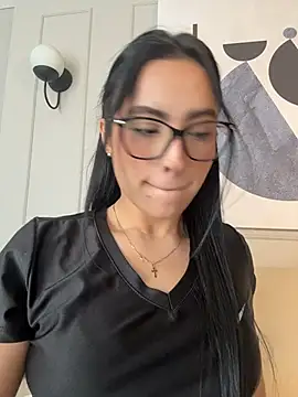 ValeriaTorress  online show from March 25, 8:04 pm