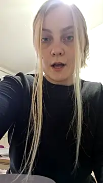 RebeFucksonn online show from April 18, 4:44 pm