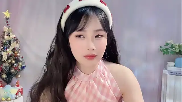 Snapshot of Pinkgirl520 chatting on December 20, 8:54 am Pinkgirl520 online show from December 20, 8:54 am