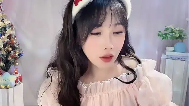 Snapshot of Pinkgirl520 chatting on December 22, 2:03 pm Pinkgirl520 online show from December 22, 2:03 pm