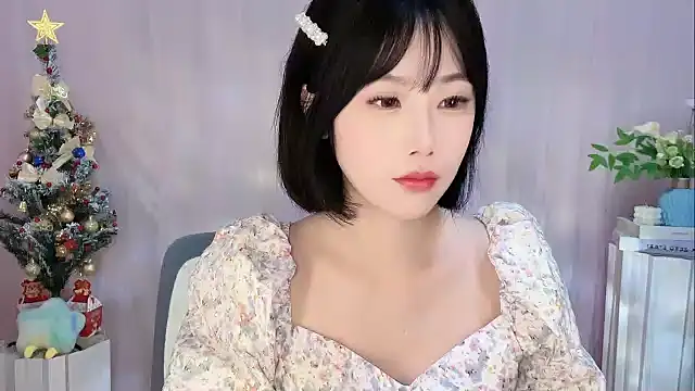 Snapshot of Pinkgirl520 chatting on January 11, 2:05 am Pinkgirl520 online show from January 11, 2:05 am