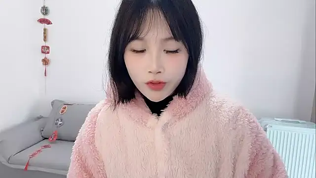 Snapshot of Pinkgirl520 chatting on February 13, 6:42 am Pinkgirl520 online show from February 13, 6:42 am