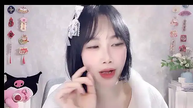 Snapshot of Pinkgirl520 chatting on February 26, 2:16 pm Pinkgirl520 online show from February 26, 2:16 pm