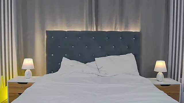 Snapshot of AmeliStark chatting on December 15, 4:06 am AmeliStark online show from December 15, 4:06 am