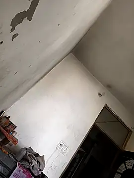 Niteenku online show from April 12, 9:25 am