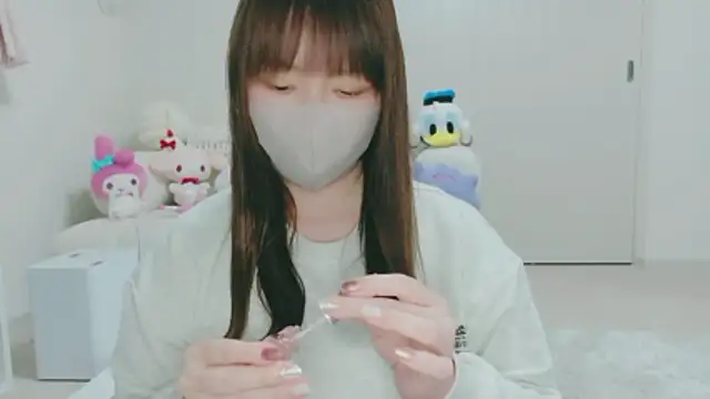 yuyuchan   online show from February 18, 10:22 am