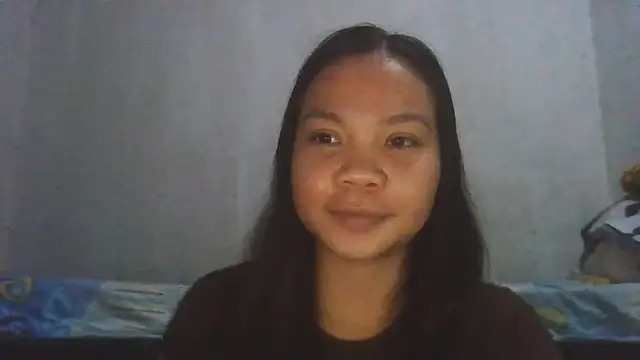 Snapshot of MauriceHalladay chatting on December 20, 2:29 am MauriceHalladay online show from December 20, 2:29 am