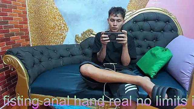 Snapshot of Princeexoticlatin_ chatting on January 12, 8:25 pm Princeexoticlatin online show from January 12, 8:25 pm