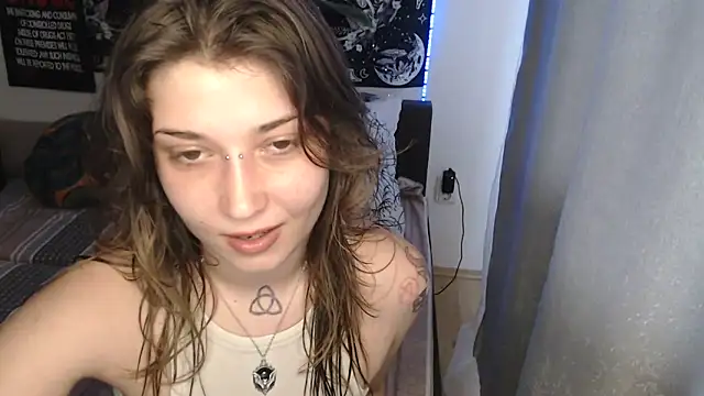 AlienforTwenty online show from April 5, 12:13 pm