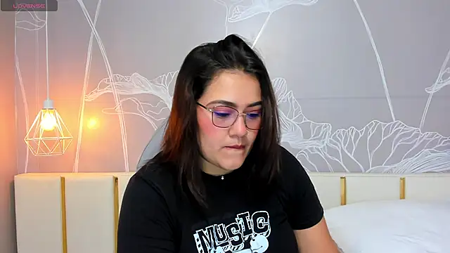 beautifulgirl4u  online show from May 20, 11:33 pm