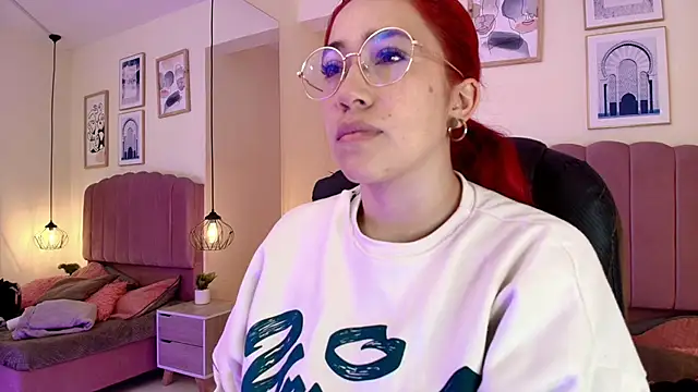 Celestee15  online show from February 10, 11:25 am