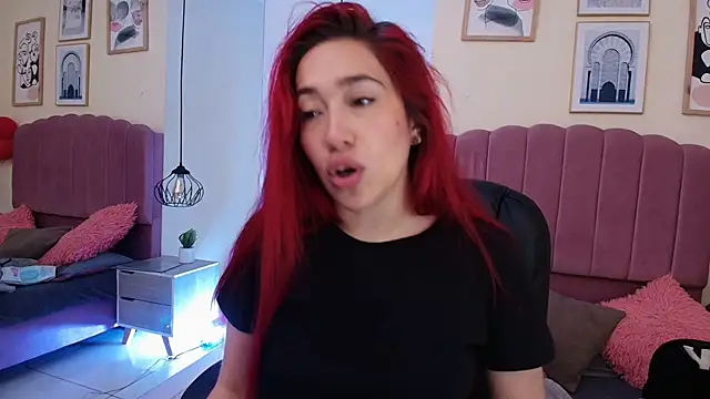 Celestee15  online show from April 8, 11:21 am