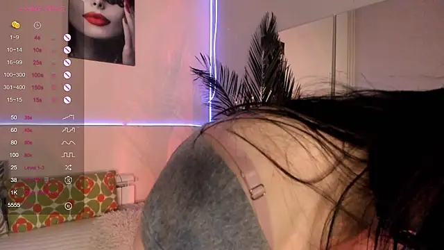 LexieBuxton online show from February 12, 5:52 pm