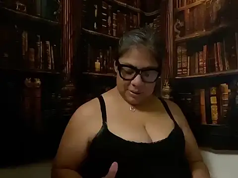 BettyWhispers online show from July 3, 6:42 am