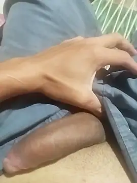 Snapshot of thsexo chatting on December 14, 2:17 am thsexo online show from December 14, 2:17 am