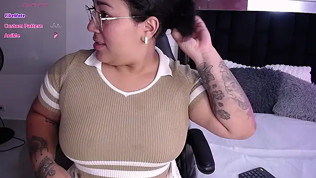 CataleyaRoselle online show from February 14, 4:59 pm