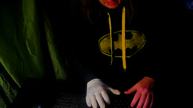 GoodGirlKelly online show from April 9, 6:02 am