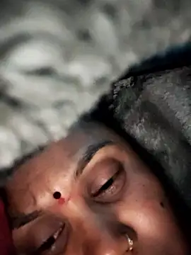 Akanksha soni online show from January 8, 8:11 pm