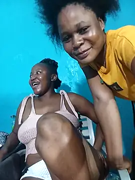 SweetHotPussy 99 online show from December 19, 4:58 pm