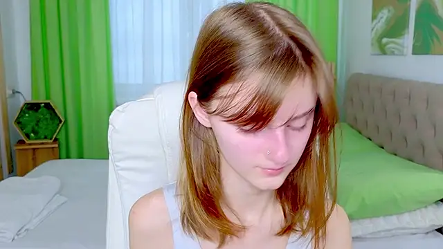 Miss Alisa  online show from February 15, 1:09 pm