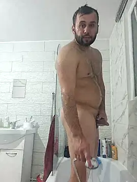 Snapshot of box13sexy chatting on December 18, 9:10 pm box13sexy online show from December 18, 9:10 pm