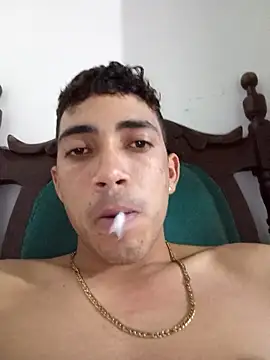 Snapshot of Trebor_bad chatting on December 19, 7:15 am Trebor bad online show from December 19, 7:15 am