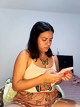 luluclark69 online show from March 20, 12:26 am