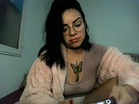 Snapshot of luluclark69 chatting on July 24, 11:14 pm luluclark69 online show from July 24, 11:14 pm