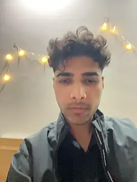 Snapshot of an_kit96 chatting on December 22, 1:41 pm an kit96 online show from December 22, 1:41 pm