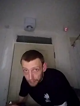 CrookedBunk3527 online show from December 19, 9:22 pm