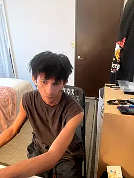 Snapshot of jhaycobXgarcia chatting on December 13, 10:15 pm jhaycobXgarcia online show from December 13, 10:15 pm