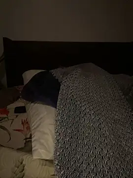 jhaycobXgarcia online show from December 18, 2:01 pm