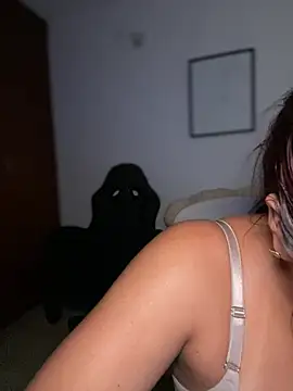 Zarahs Blare1 online show from June 5, 12:50 am