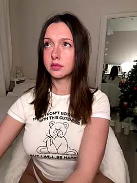 Snapshot of makemecumbb_ chatting on December 16, 7:08 pm makemecumbb online show from December 16, 7:08 pm