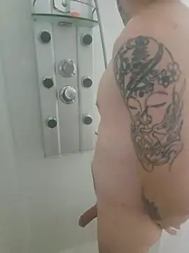 Snapshot of juanillovircio chatting on December 17, 9:43 pm juanillovircio online show from December 17, 9:43 pm