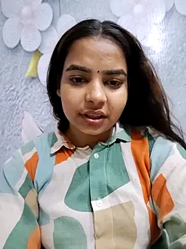 Snapshot of Himani_0122 chatting on June 17, 5:43 am Himani 0122 online show from June 17, 5:43 am