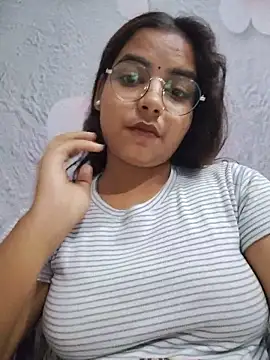 Snapshot of Himani_0122 chatting on June 18, 9:25 am Himani 0122 online show from June 18, 9:25 am
