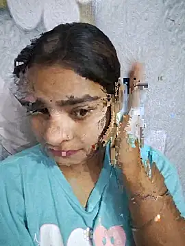 Snapshot of Himani_0122 chatting on June 27, 5:56 am Himani 0122 online show from June 27, 5:56 am