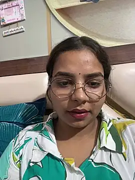 Snapshot of Himani_0122 chatting on June 29, 10:48 am Himani 0122 online show from June 29, 10:48 am