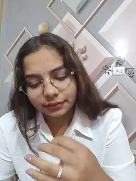 Snapshot of Himani_0122 chatting on July 8, 9:36 am Himani 0122 online show from July 8, 9:36 am