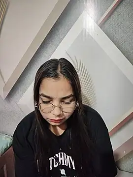 Snapshot of Himani_0122 chatting on July 11, 6:05 am Himani 0122 online show from July 11, 6:05 am