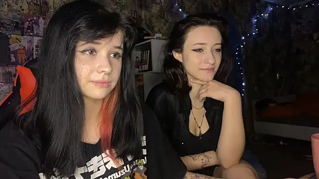 Snapshot of Absent_Fairy chatting on July 9, 6:34 pm Absent Fairy online show from July 9, 6:34 pm